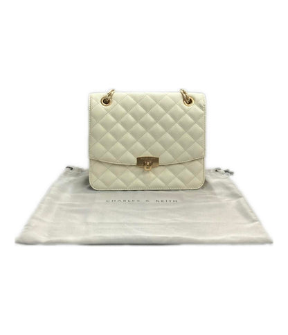 美品 CHARLES＆KEITH ショルダーバッグ  キルトチェーンストラップバッグ 2WAY 肩掛け 斜め掛け クレシダ レディース チャールズ＆キース