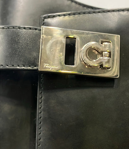 Salvatore Ferragamo ショルダーバッグ ガンチーニ レディース サルヴァトーレフェラガモ