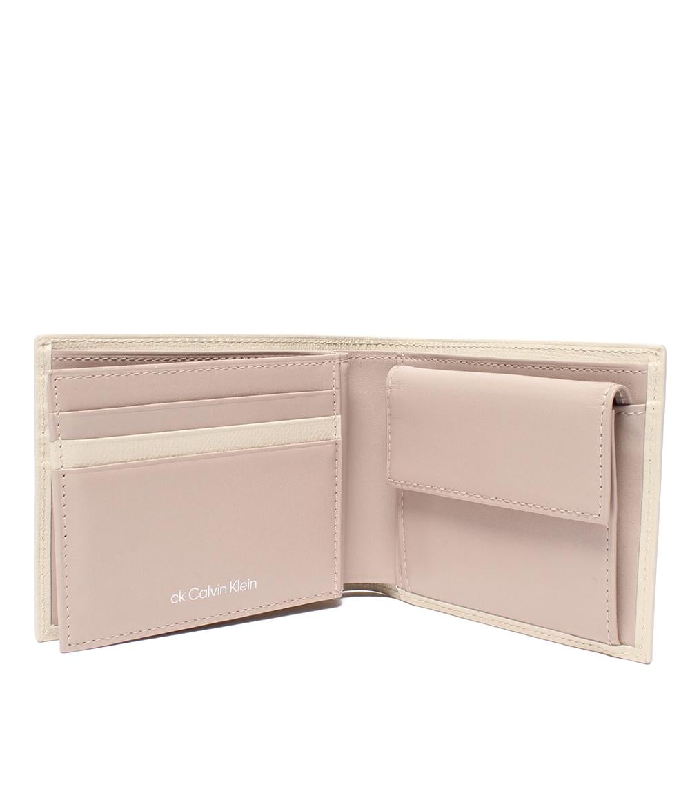 ⭐な⭐ カルバンクライン折財布ベージュ ck Calvin Klein - ⭐な様専用⭐Calvin Kleinカルバンクライン折財布