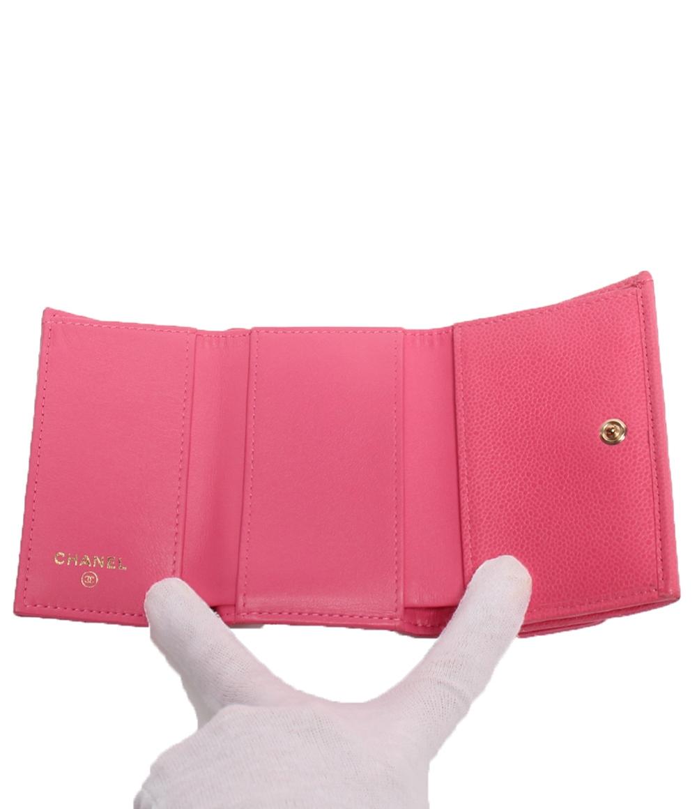 CHANEL 三つ折り財布 キャビアスキン ゴールド金具 マトラッセ