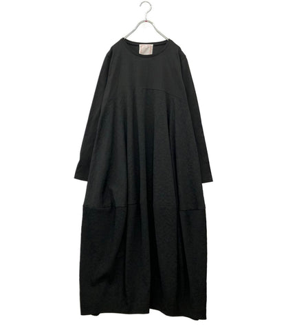 美品 BEARDSLEY 長袖ワンピース 総柄 マルワンピース コクーン型 タグ付き BEZ1032209 レディース SIZE 2 (M) ビアズリー