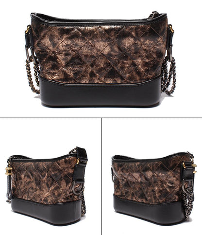 CHANEL ショルダーバッグ ホーボバッグ スモール シルバー金具 ゴールド金具 肩掛け ガブリエル ドゥ シャネル マトラッセ レディース シャネル