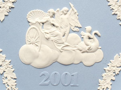 ウエッジウッド イヤープレート 飾り皿 18cm ジャスパー 2001 WEDGWOOD
