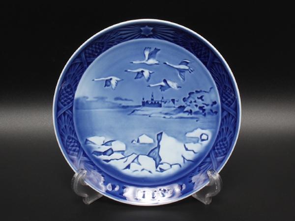 美品 Royal Copenhagen イヤープレート 飾り皿 18cm 2006 ロイヤルコペンハーゲン