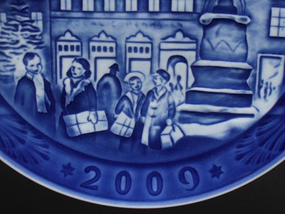 美品 Royal Copenhagen イヤープレート 飾り皿 18cm 2009 ロイヤルコペンハーゲン