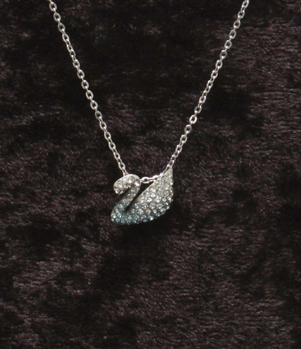 【新品未使用】Swarovski クリスタルスワンネックレス 美品 SWAROVSKI ネックレス スワンモチーフ 白鳥モチーフ レディース
