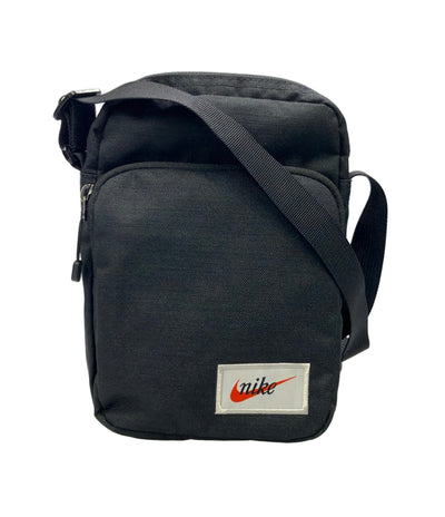美品 NIKE ショルダーバッグ 斜め掛け メンズ ナイキ