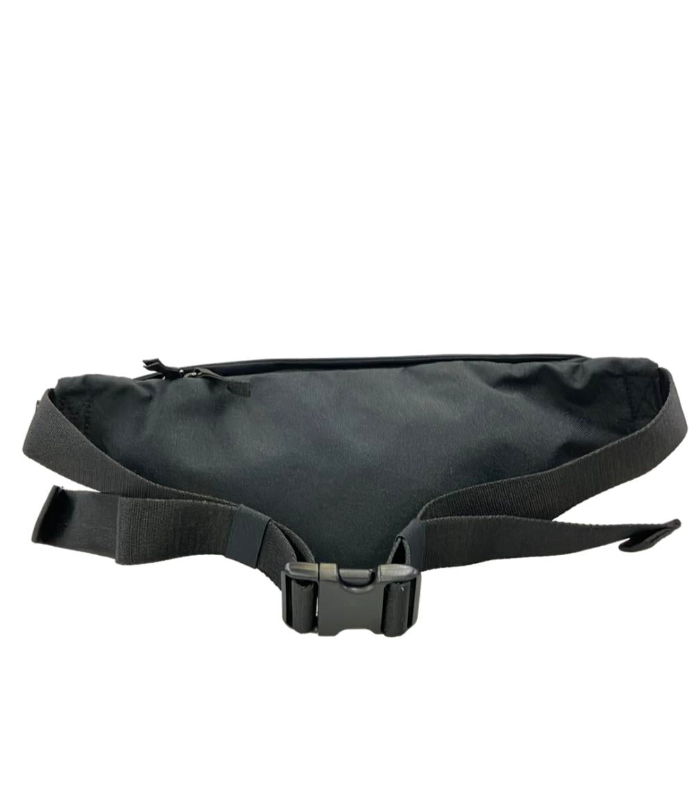 美品 NIKE ボディバッグ メンズ ナイキ