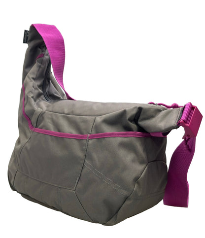美品 Lowepro ショルダーバッグ カメラバッグ パスポートスリング2 メンズ ロープロ