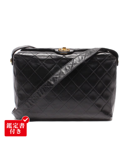 CHANEL ショルダーバッグ 肩掛け 斜め掛け ゴールド金具 2番台 マトラッセ レディース シャネル