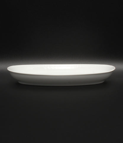 美品 Royal Copenhagen オーバルディッシュ 皿 23cm ホワイトパルメッテ ロイヤルコペンハーゲン