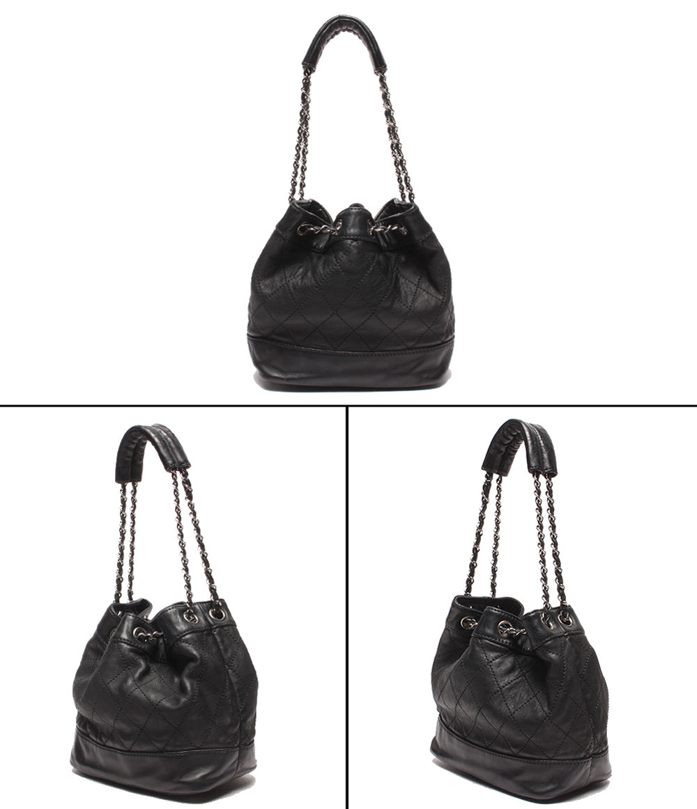 CHANEL チェーンショルダーバッグ 肩掛け シルバー金具 マトラッセ 巾着 10番台 レディース シャネル