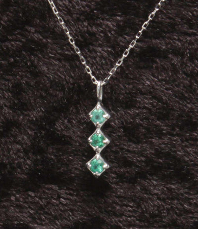 美品 ネックレス K10WG K10 エメラルド レディース