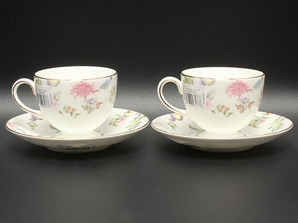 美品 WEDGWOOD カップ＆ソーサー 2客セット ペア スウィートプラム ウエッジウッド