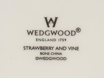 美品 ウエッジウッド プレート 大皿 4点セット 28cm ストロベリー＆バイン WEDGWOOD
