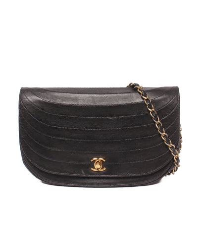 CHANEL チェーンショルダーバッグ 肩掛け ハーフムーン ゴールド金具 0番台 レディース シャネル