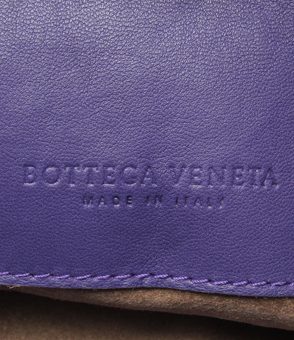 Bottega Beneta หนังกระเป๋าในการรักษาผู้หญิง Bottega Veneta