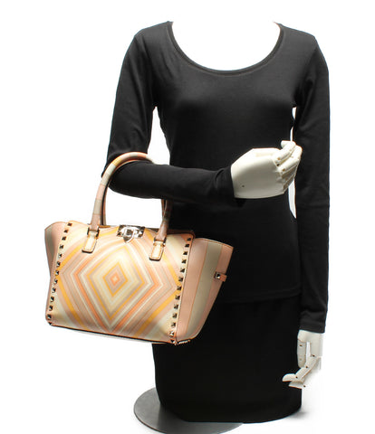 ผลิตภัณฑ์ความงาม 2 วิธี Studded Bag ผู้หญิง Valentino Garavani