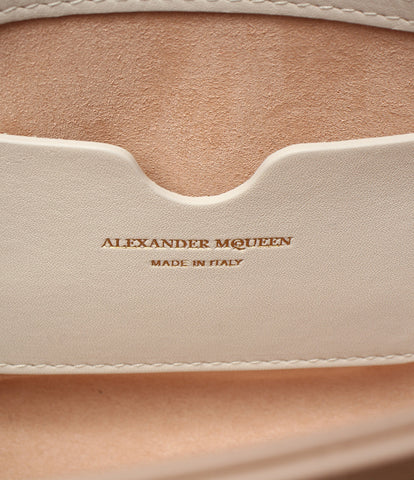 Alexander McQueen的美容产品皮具手袋当前模型女主角30女杰30女子亚历山大·麦昆