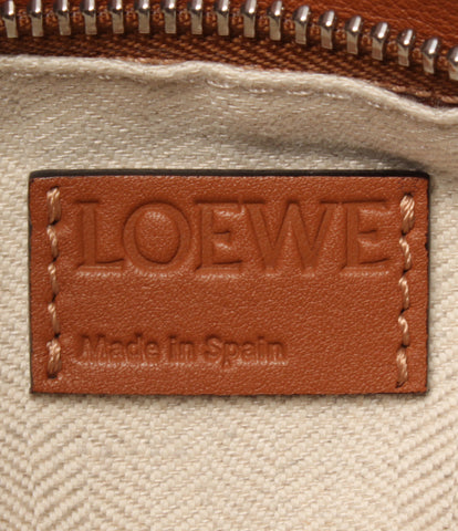 罗意威美容产品的2way皮手袋男女皆宜的益智LOEWE