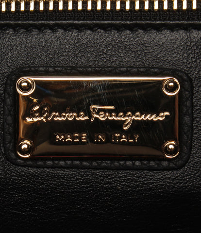 サルバトーレフェラガモ 美品 レザーハンドバッグ  ガンチーニ   EZ-21E65４ レディース   Salvatore Ferragamo