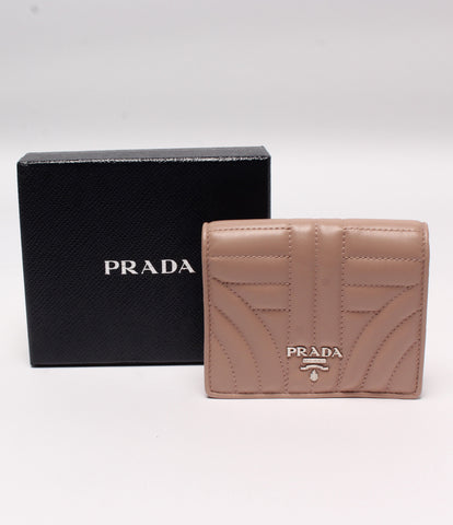普拉达美容产品折叠钱包真皮1MV204女性（2折钱包）普拉达