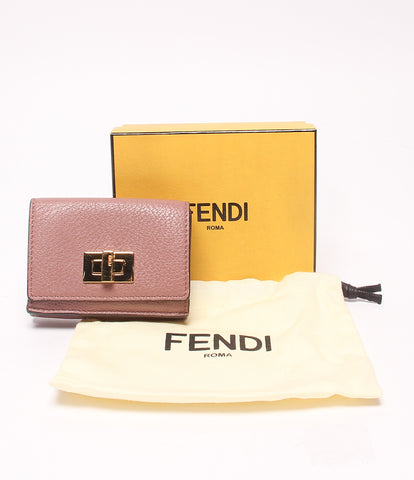 フェンディ  3つ折りコンパクト財布  ピーカブー   8M0426 レディース  (3つ折り財布) FENDI