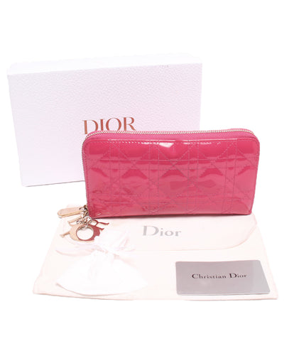 クリスチャンディオール  ラウンドファスナー長財布 エナメル  カナージュ   25MA0165 レディース  (ラウンドファスナー) Christian Dior