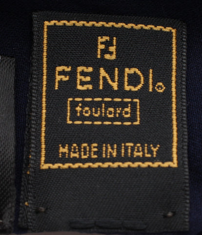 Fendi Beauty Products天鹅绒消声器女装（大小）Fendi