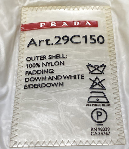 【美品】PRADA レディースダウンジャケット サイズ38ダウンジャケットです