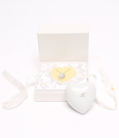 สินค้าความงามสร้อยคอ PT900 เพชรสีชมพู 0.03ct เพชร 0.16ct สี่ใบโคลเวอร์ผู้หญิง (สร้อยคอ) สี่หัวใจเครื่องประดับ