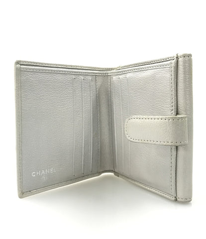 シャネル  二つ折り財布 カメリア ゴールド金具      レディース  (2つ折り財布) CHANEL