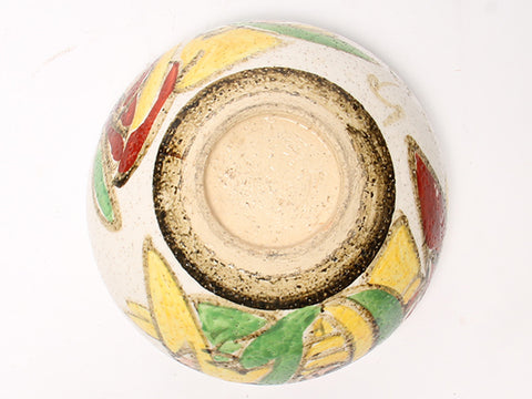 Beauty grade lid with confectionery