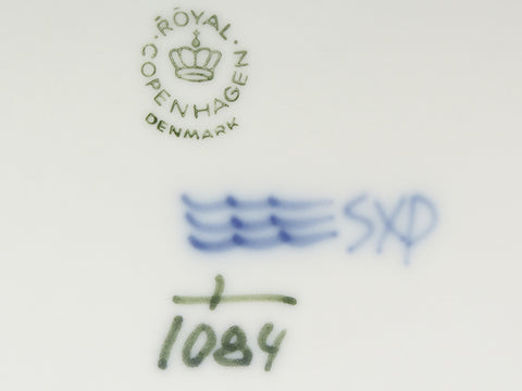 Royal Copenhagen ผลิตภัณฑ์ความงาม 25 ซม. Blue Fluted เต็มลูกไม้รอยัลโคเปนเฮเกน